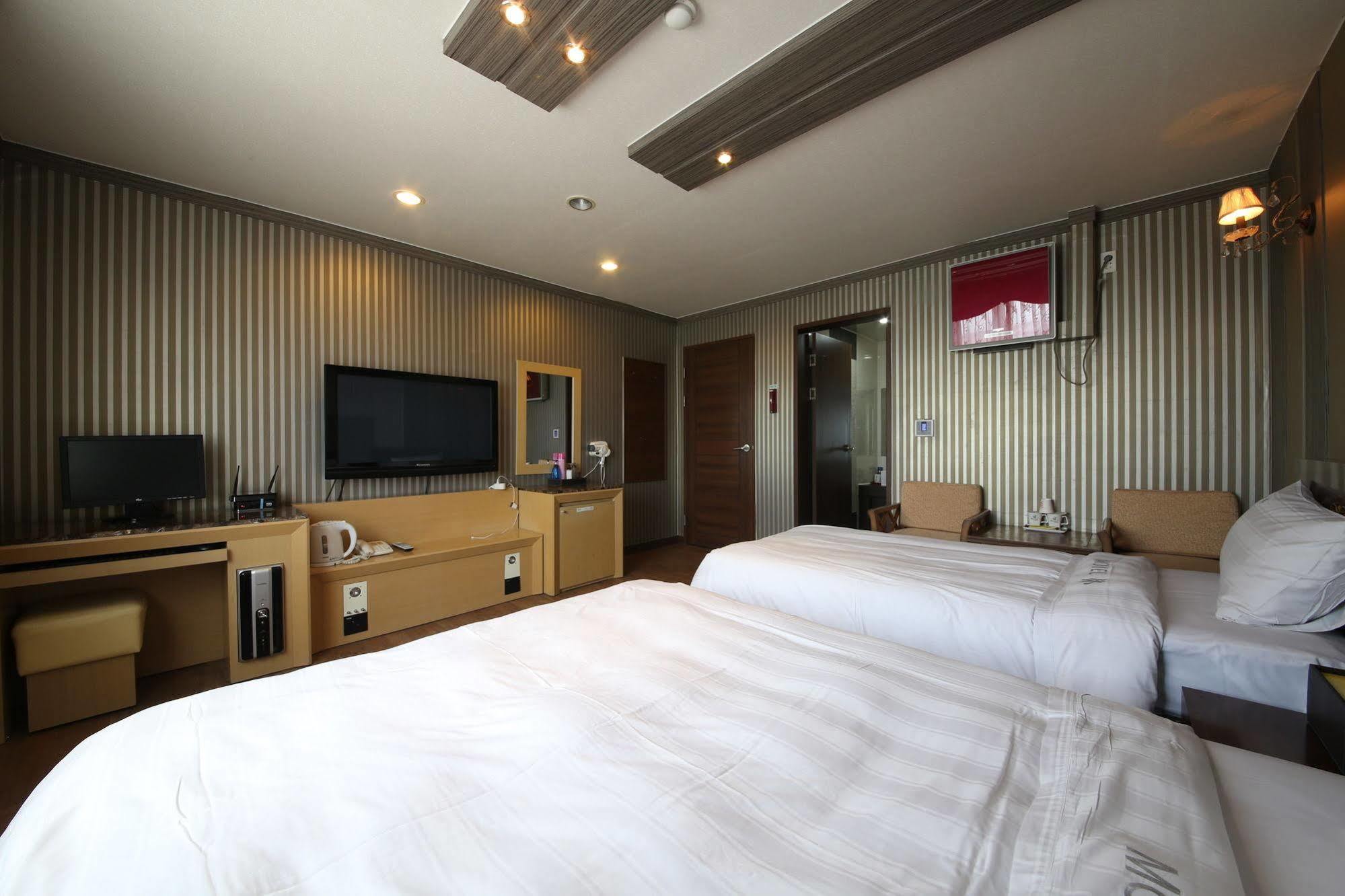 Yes Motel Gunsan Eksteriør bilde